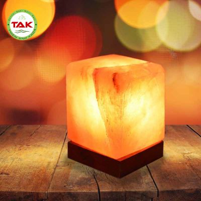 Đèn đá muối hình vuông