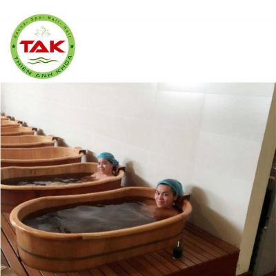 Bồn tắm gỗ 2